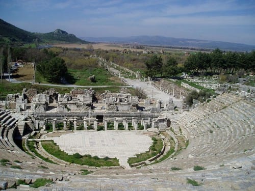 Efeso, centro de la cultura y el comercio de Anatolia Efeso, centro de la cultura y el comercio de Anatolia
