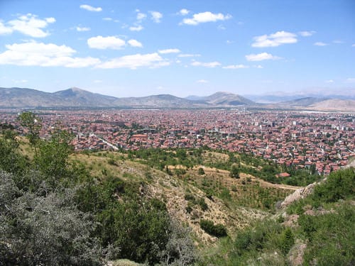 Isparta, ciudad mediterránea de especias y rosas Isparta, ciudad mediterránea de especias y rosas