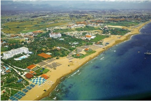 Çolakl?, antigua ciudad, moderno centro turístico