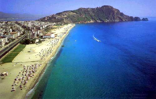 Alanya, playas en el Mediterráneo