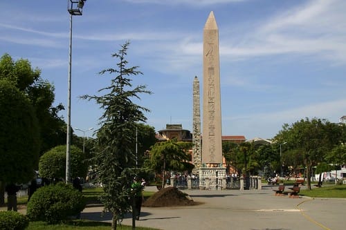 La plaza Sultán Ahmed de Estambul La plaza Sultán Ahmed de Estambul